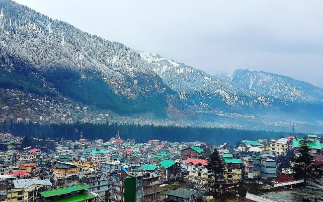 Jaipur to Manali Taxi